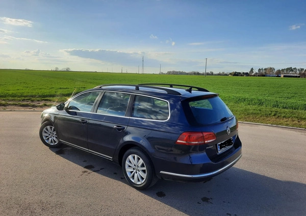 Volkswagen Passat cena 32500 przebieg: 290000, rok produkcji 2013 z Kolno małe 16